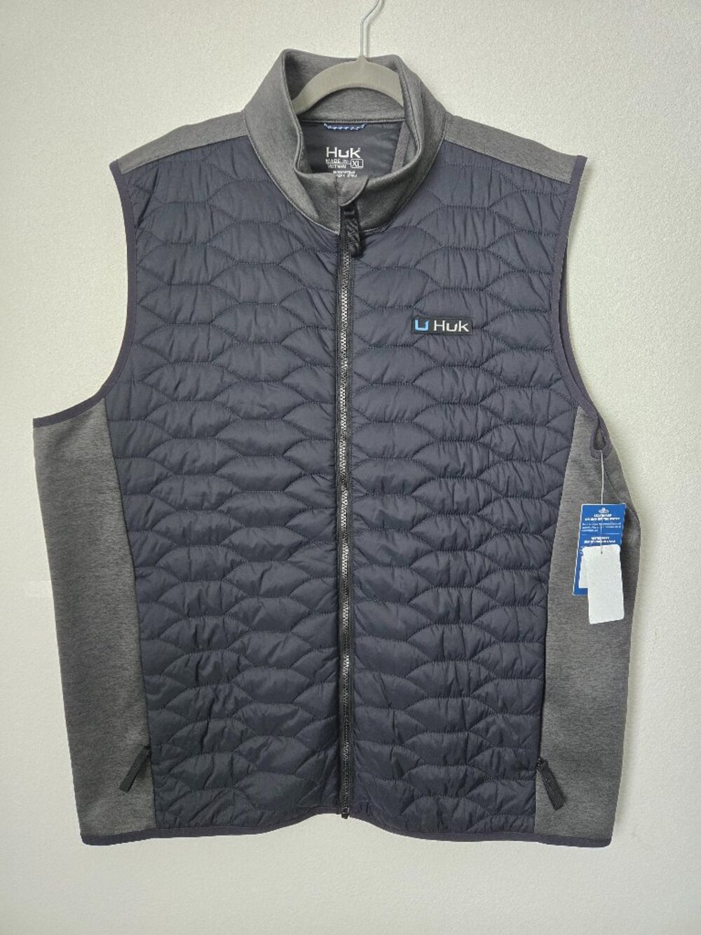 Huk Scale Hybrid Vest Quilted Men's Black/Gray Full Zip Nylon/Fleece Size XL